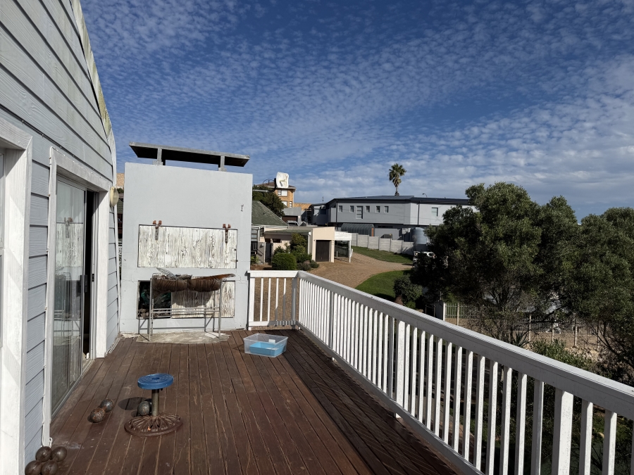 4 Bedroom Property for Sale in Dana Bay Western Cape